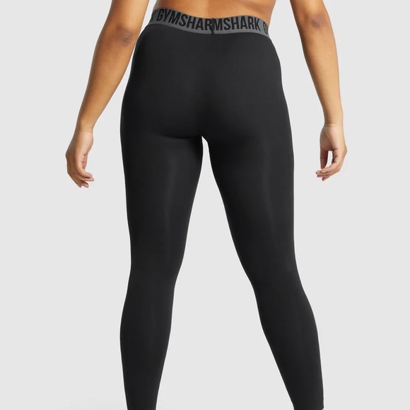 NEW Gymshark Fit Seamless Leggings Black Size M - Picture 3 of 5